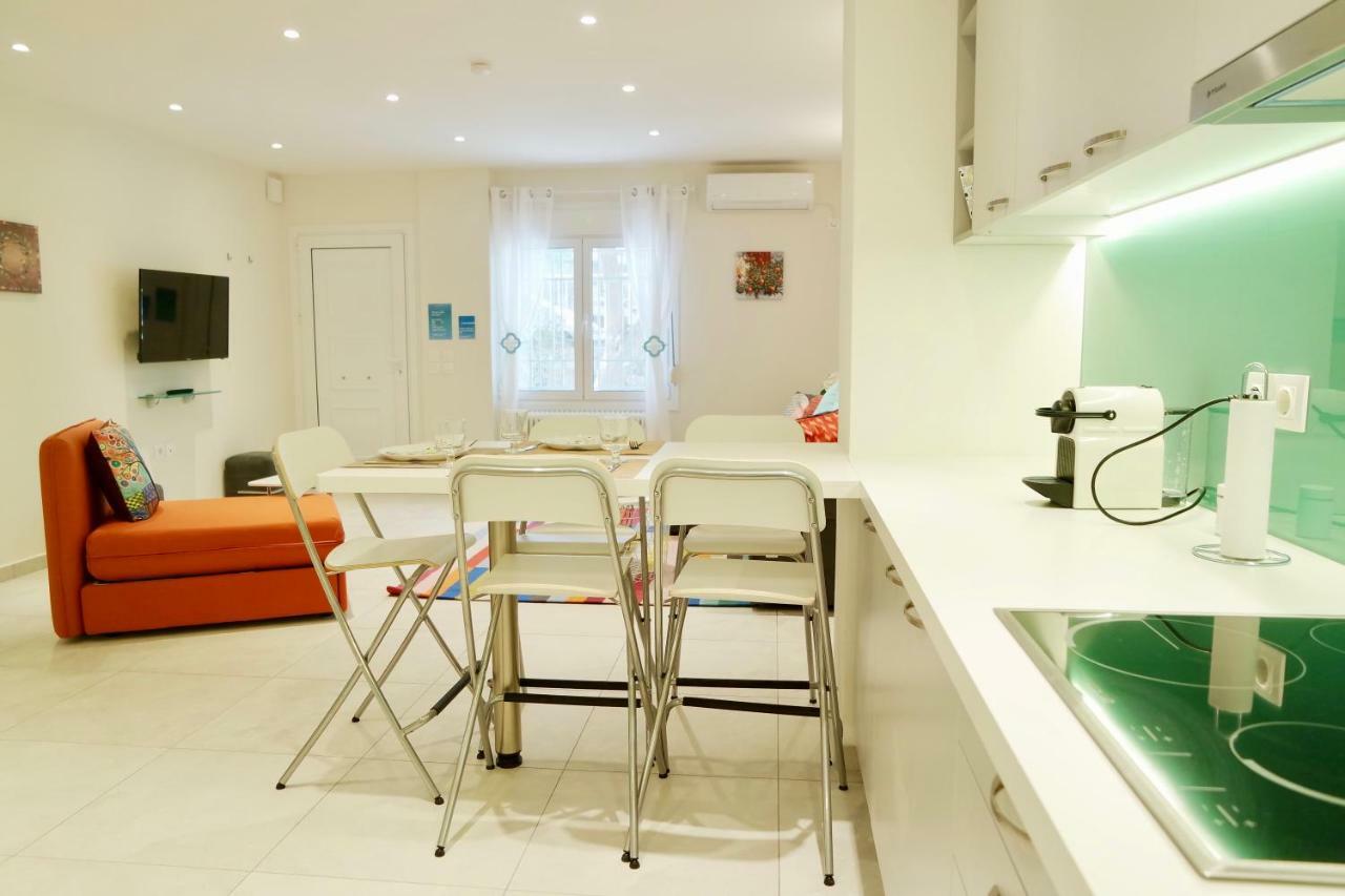Design Apartment In The City Of Athènes Extérieur photo
