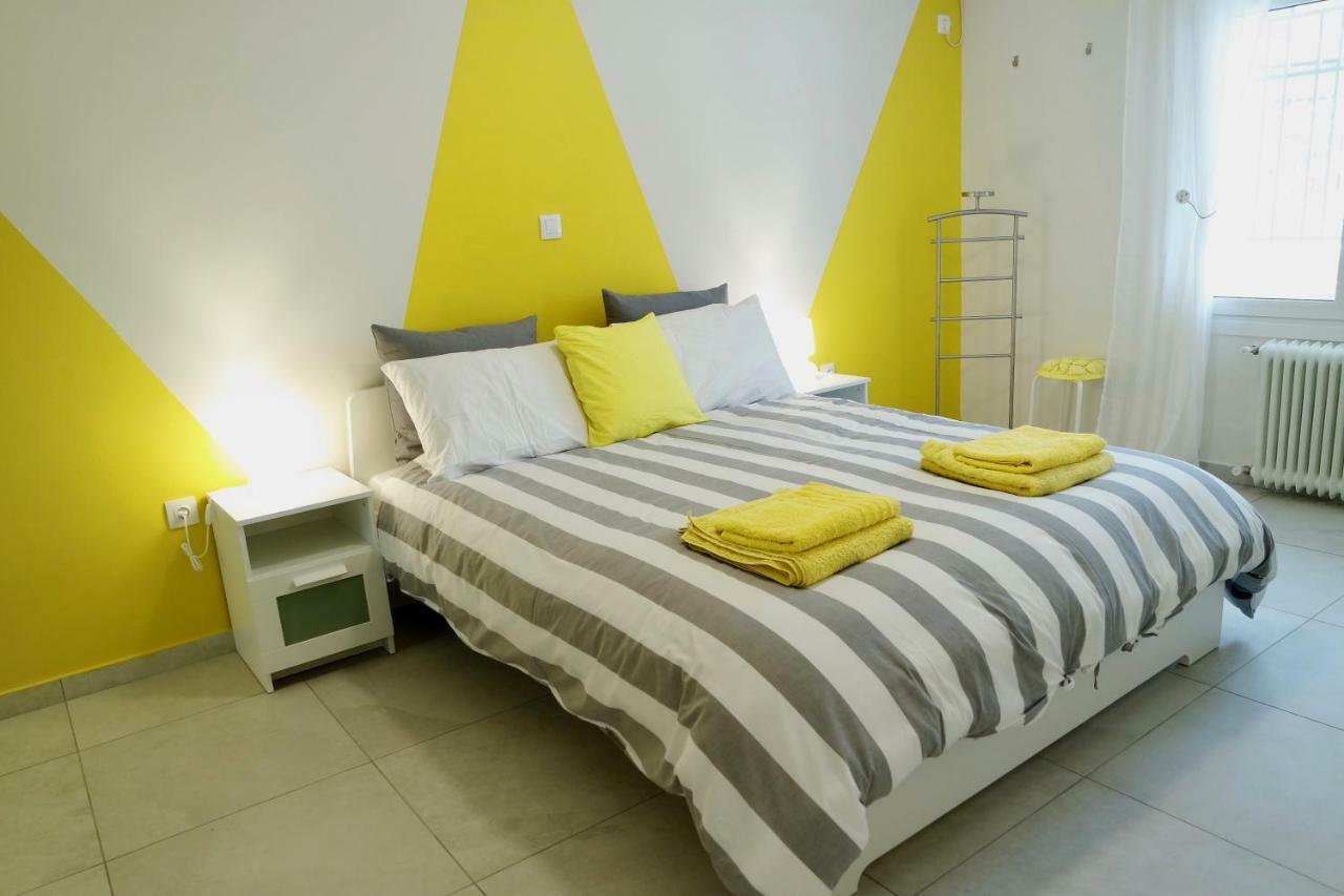 Design Apartment In The City Of Athènes Extérieur photo