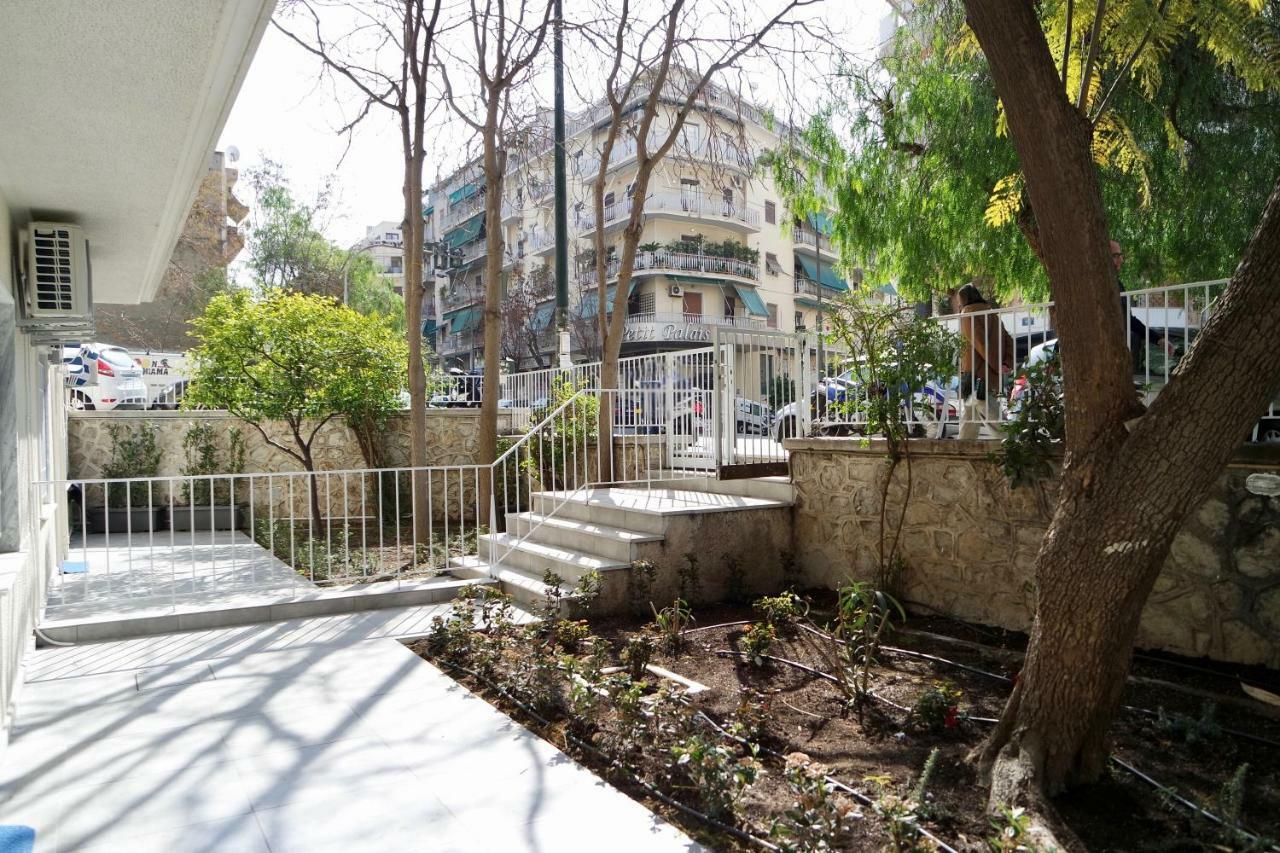 Design Apartment In The City Of Athènes Extérieur photo